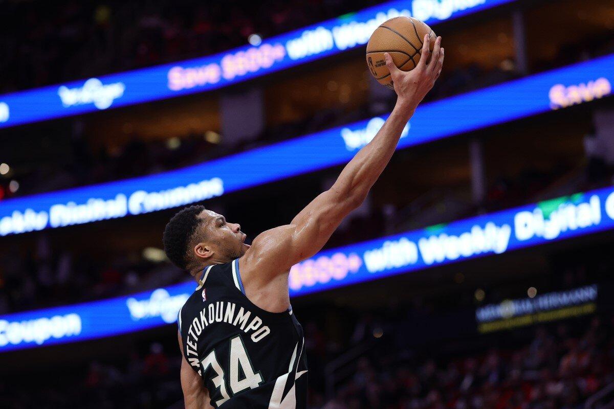 Giannis Antetokounmpo dei Milwaukee Bucks