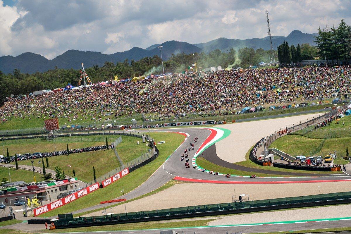 Il circuito del Mugello durante una gara di MotoGP