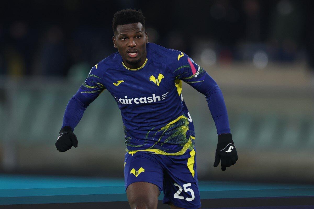 David Mosquera del Verona