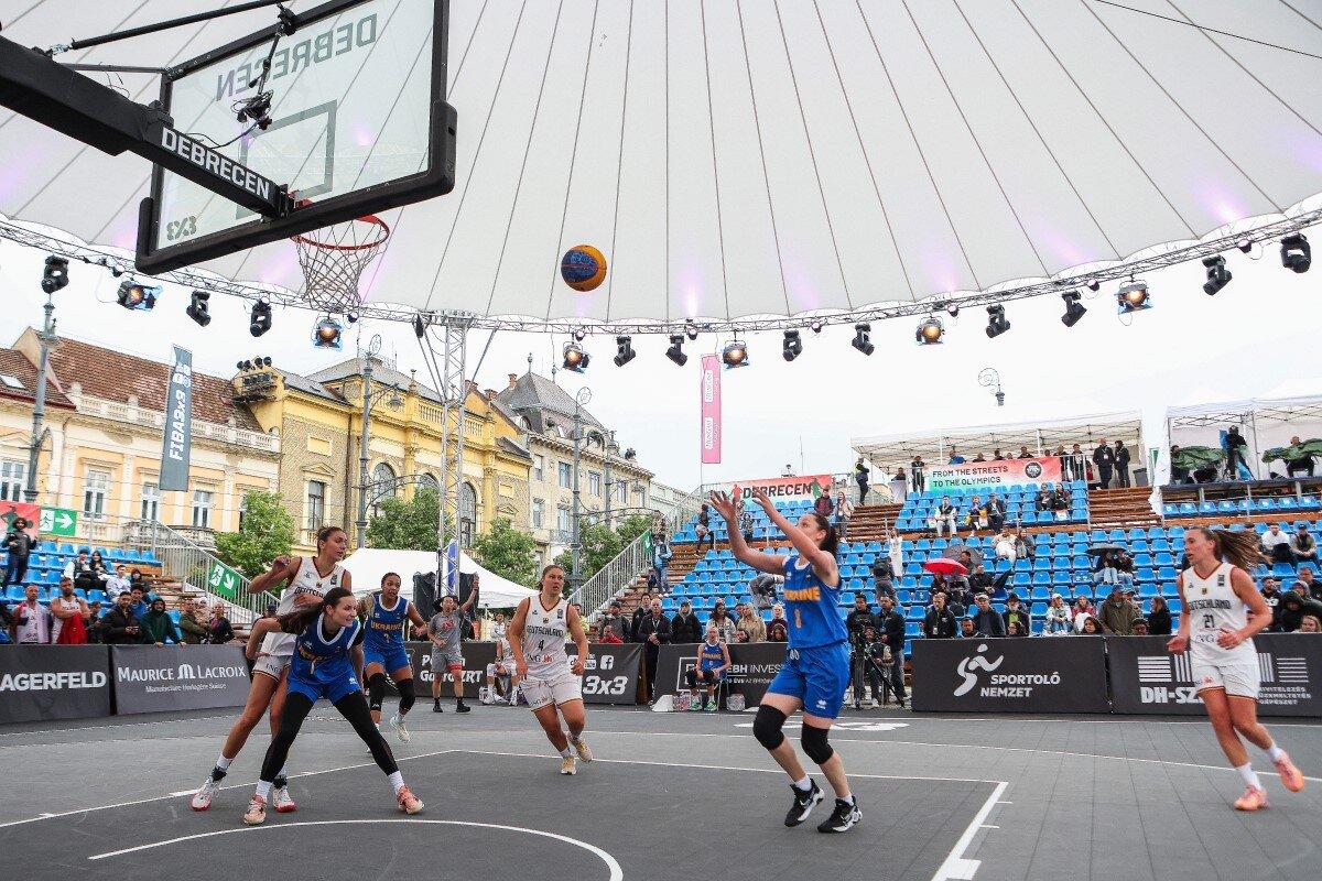 Olimpiadi 2024: come funziona il basket 3x3