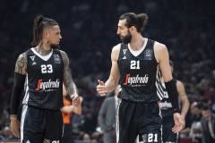 Daniel Hackett e Tornike Shengelia della Virtus Segafredo Bologna