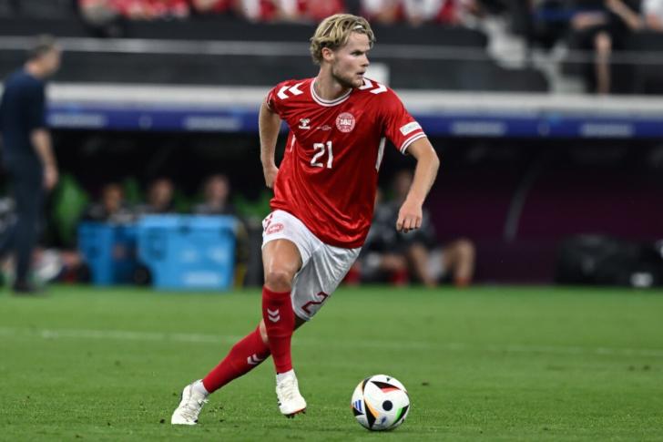 Morten Hjulmand con la maglia della Danimarca