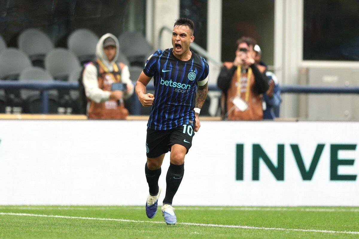 Lautaro Martinez con la maglia dell'Inter 2025-2026