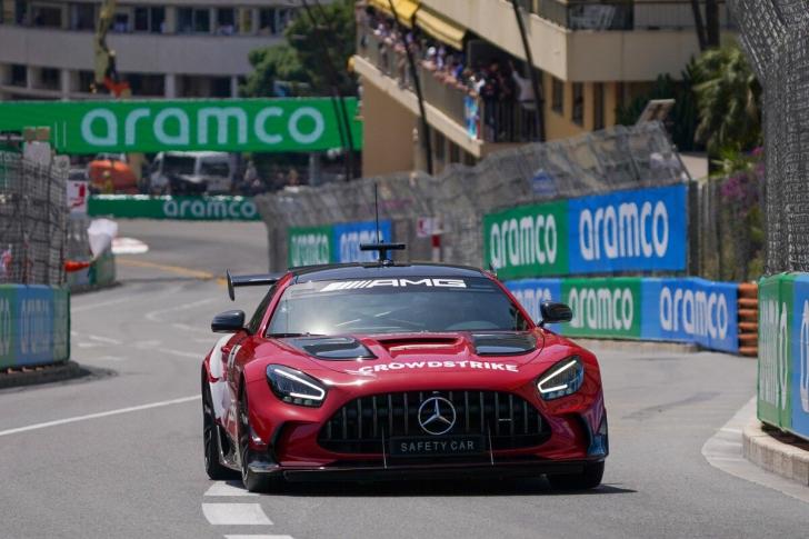 La Safety Car sul circuito di Montecarlo