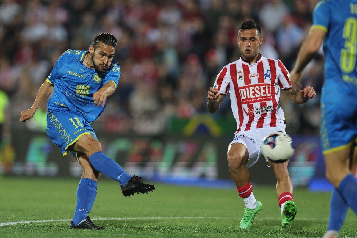 Carrarese - Vicenza: ultimo atto verso la Serie B, le quote
