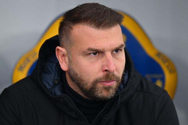 L'allenatore del Verona Paolo Zanetti